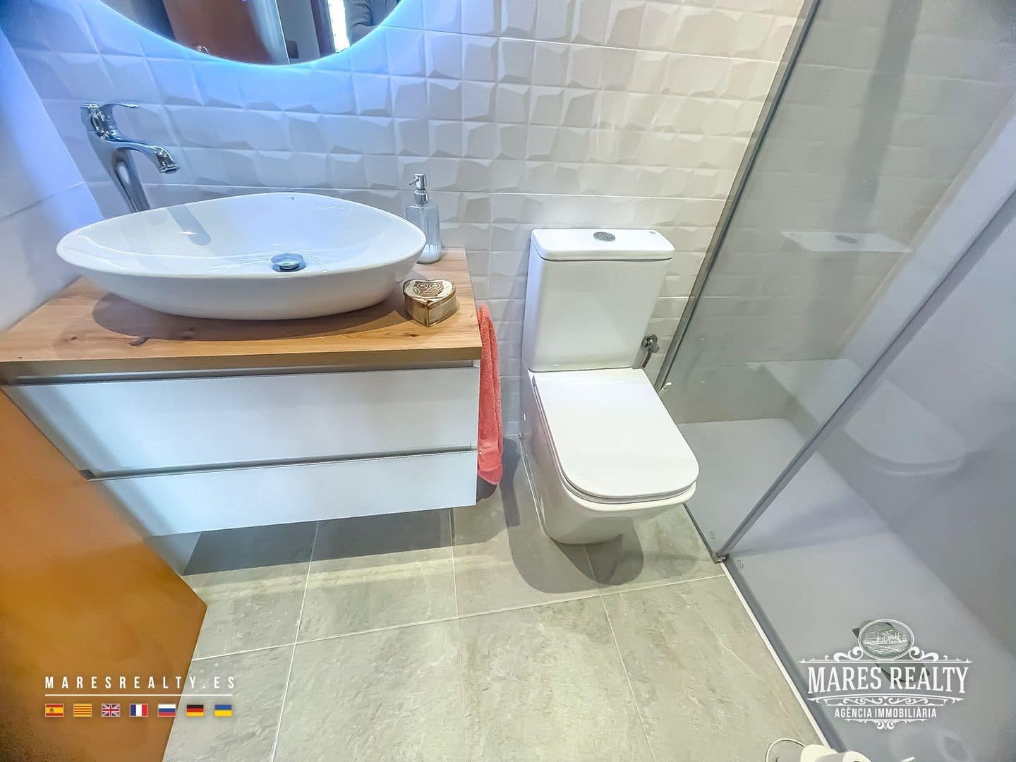 4 slaapkamer Villa te koop in Sils met zwembad garage - € 950.000 (Ref: 9262164)