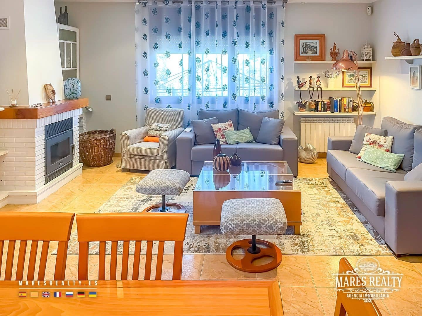 4 slaapkamer Villa te koop in Sils met zwembad garage - € 950.000 (Ref: 9262164)