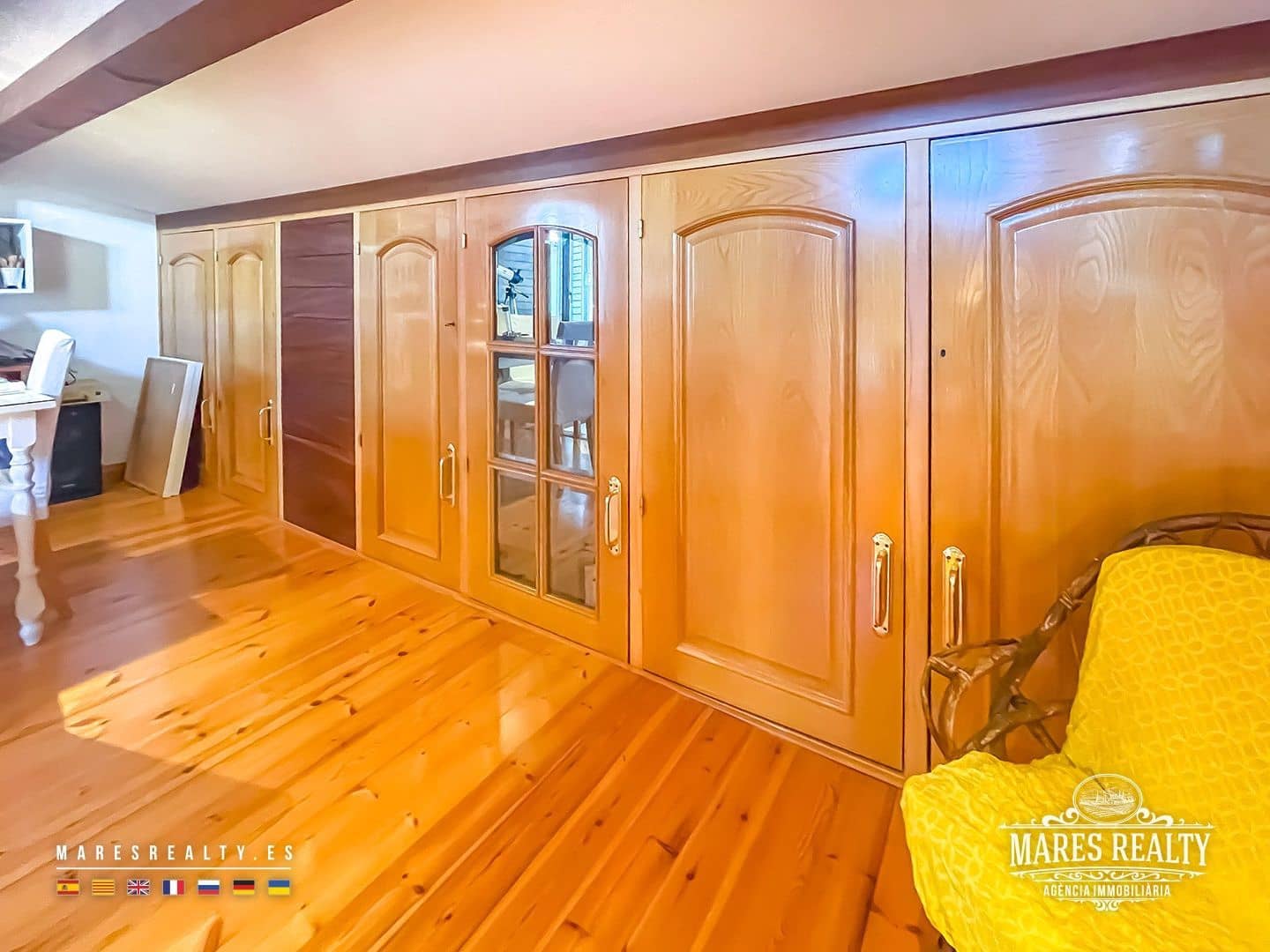 4 slaapkamer Villa te koop in Sils met zwembad garage - € 950.000 (Ref: 9262164)