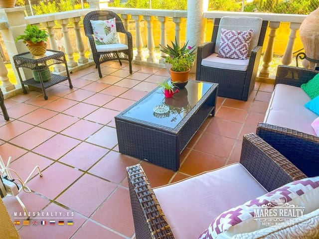 4 bedroom Villa for sale in Sils with pool garage - € 950,000 (Ref: 9262164)