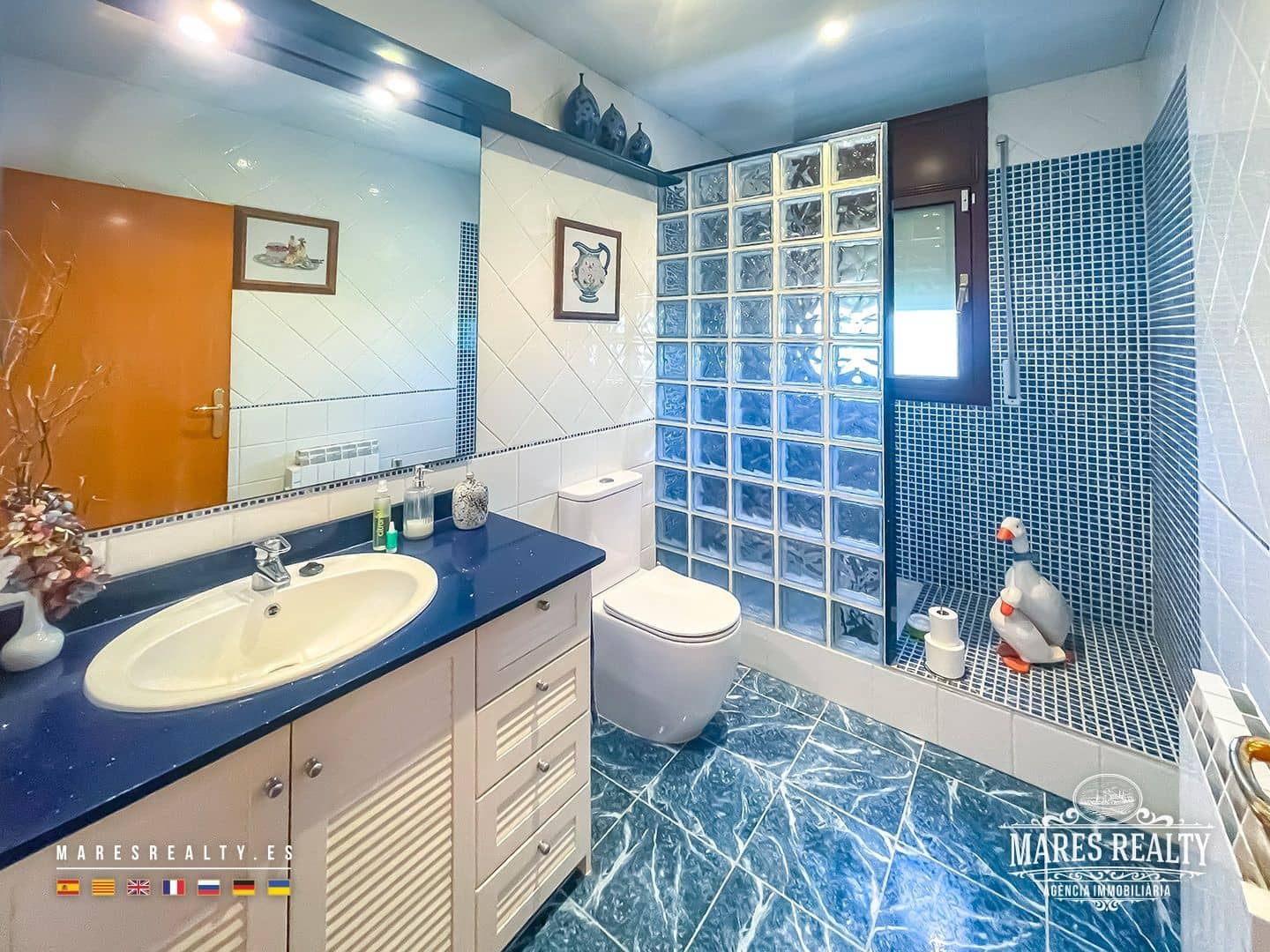 4 slaapkamer Villa te koop in Sils met zwembad garage - € 950.000 (Ref: 9262164)