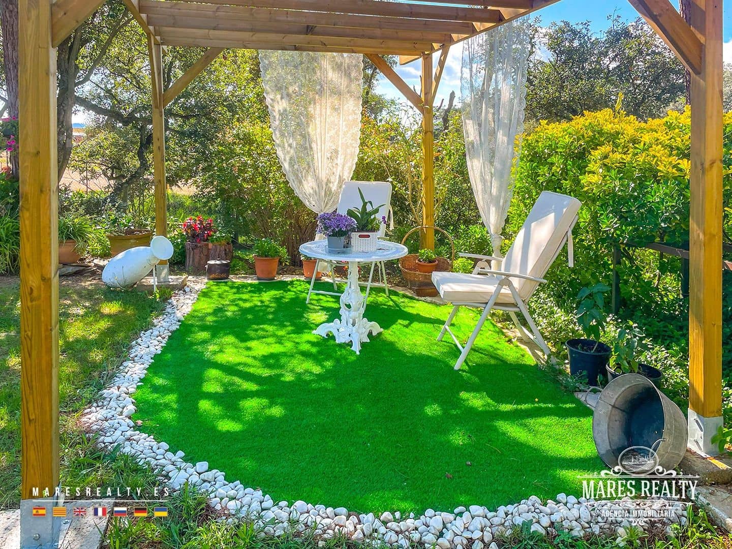 4 slaapkamer Villa te koop in Sils met zwembad garage - € 950.000 (Ref: 9262164)