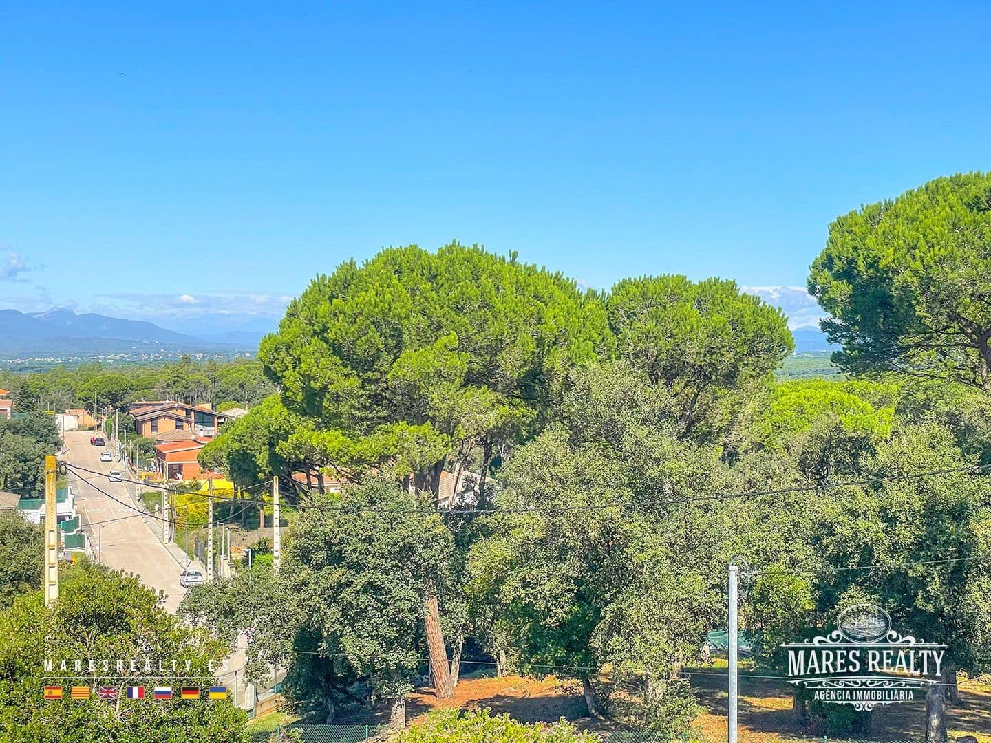 4 slaapkamer Villa te koop in Sils met zwembad garage - € 950.000 (Ref: 9262164)