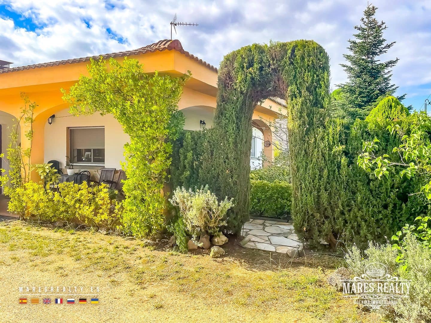 3 slaapkamer Villa te koop in Sils met garage - € 290.000 (Ref: 9262165)