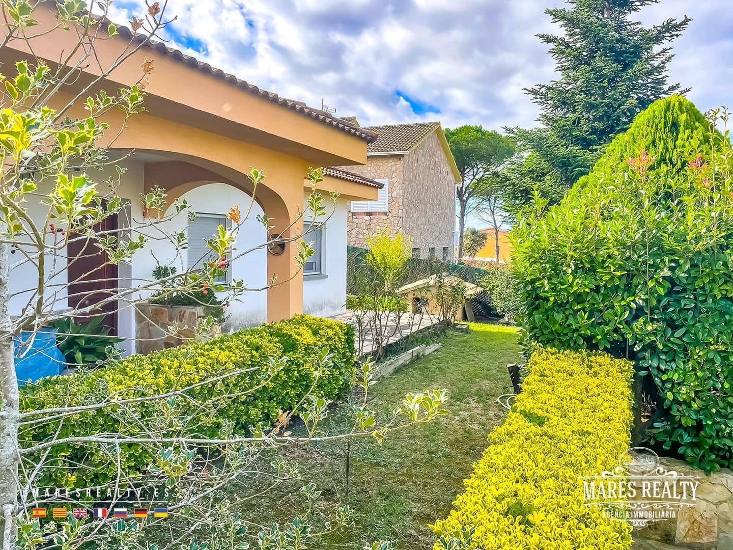 3 slaapkamer Villa te koop in Sils met garage - € 290.000 (Ref: 9262165)