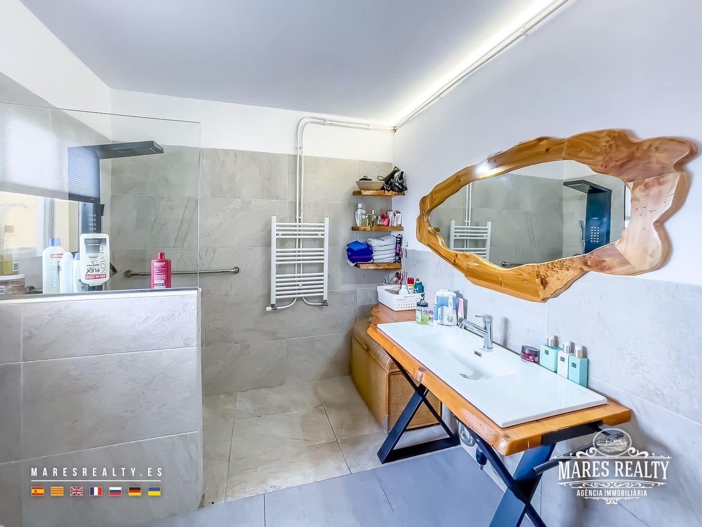 13 chambre Villa/Maison à vendre à Lloret de Mar avec piscine garage - 1 850 000 € (Ref: 9296620)