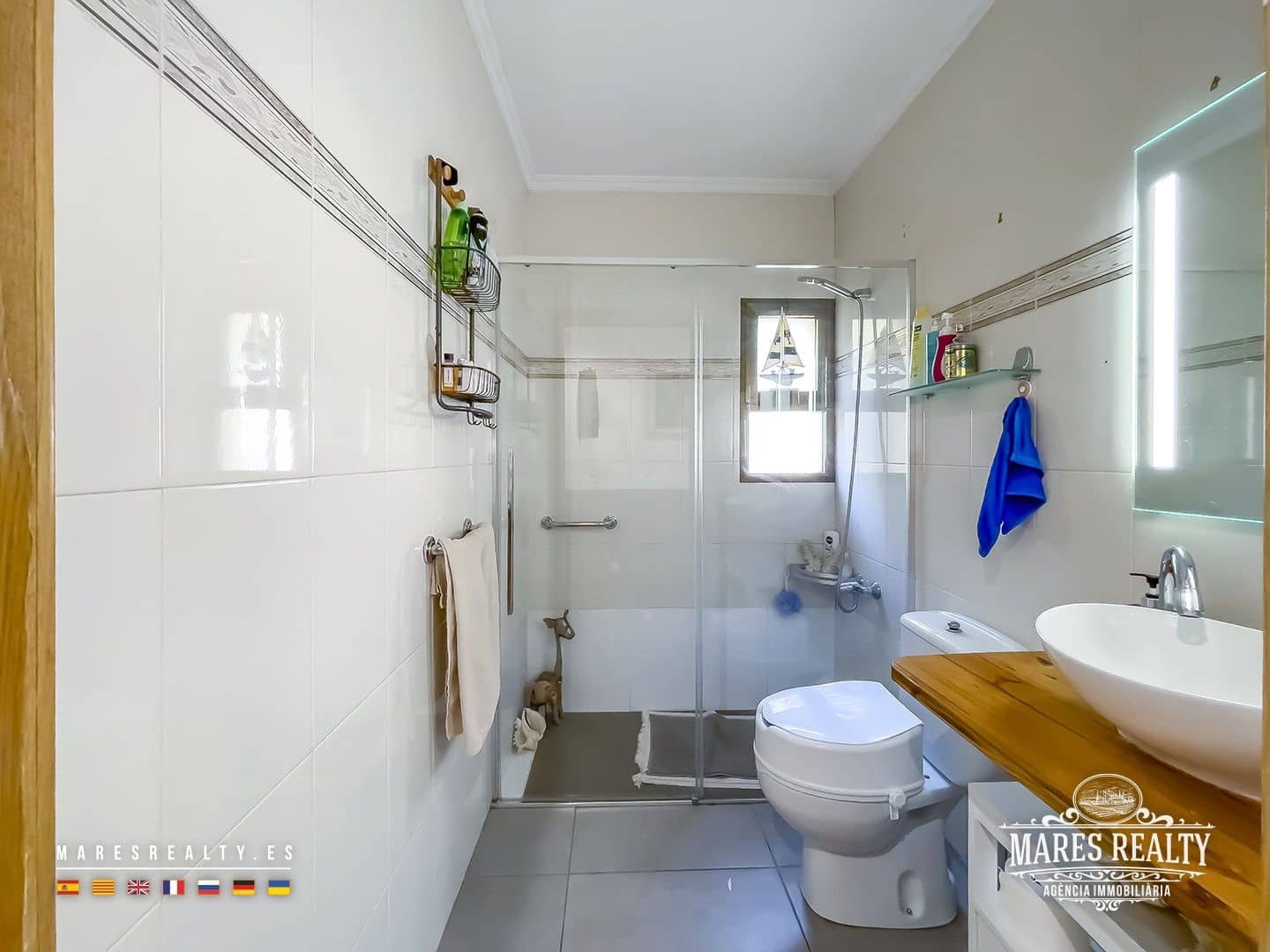 13 chambre Villa/Maison à vendre à Lloret de Mar avec piscine garage - 1 850 000 € (Ref: 9296620)