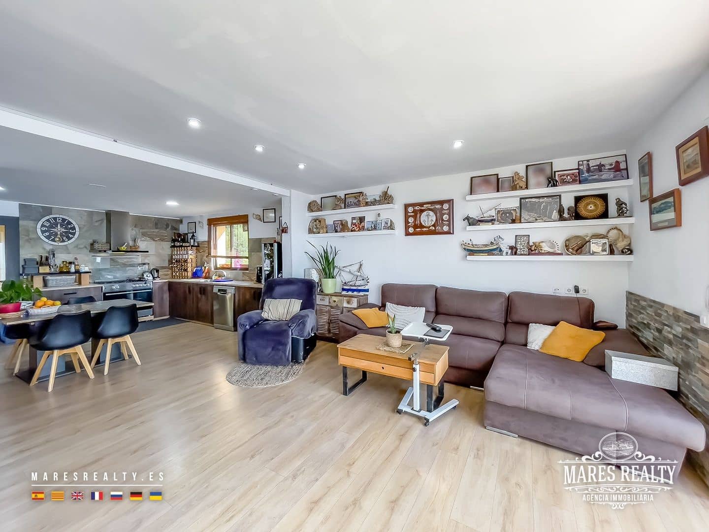 13 chambre Villa/Maison à vendre à Lloret de Mar avec piscine garage - 1 850 000 € (Ref: 9296620)