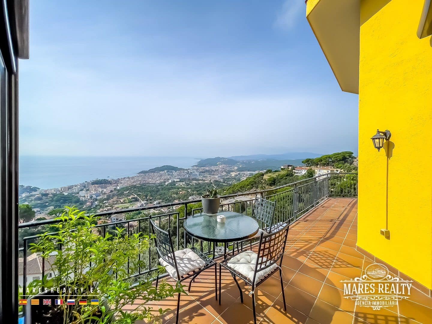 13 chambre Villa/Maison à vendre à Lloret de Mar avec piscine garage - 1 850 000 € (Ref: 9296620)