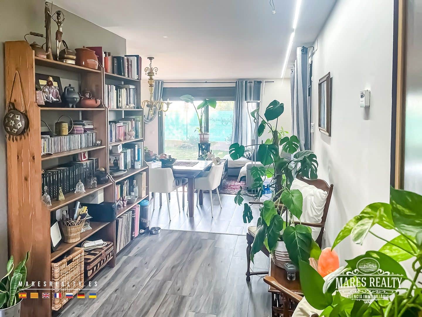 3 sypialnia Willa na sprzedaż w Sils z basenem garażem - 485 000 € (Ref: 9321454)