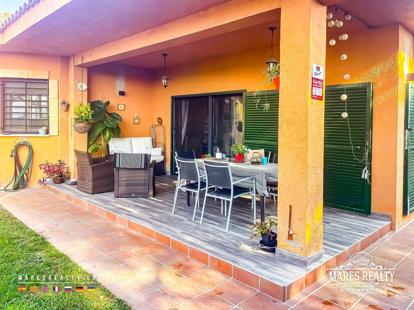 3 sypialnia Willa na sprzedaż w Sils z basenem garażem - 485 000 € (Ref: 9321454)