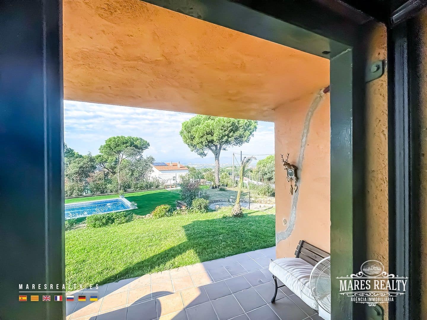 3 sypialnia Willa na sprzedaż w Sils z basenem garażem - 485 000 € (Ref: 9321454)