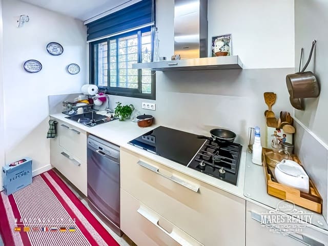 3 bedroom Villa for sale in Sils with pool garage - € 485,000 (Ref: 9321454)