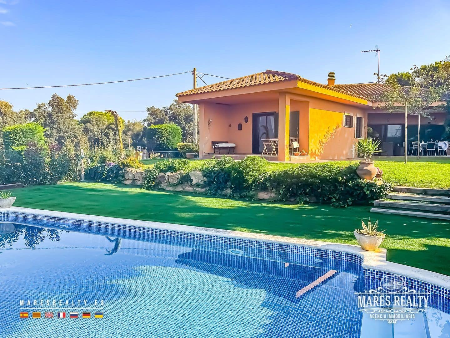 3 sypialnia Willa na sprzedaż w Sils z basenem garażem - 485 000 € (Ref: 9321454)