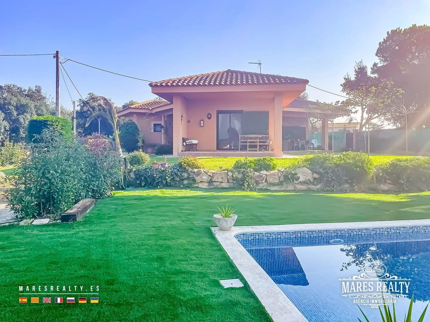 3 sypialnia Willa na sprzedaż w Sils z basenem garażem - 485 000 € (Ref: 9321454)