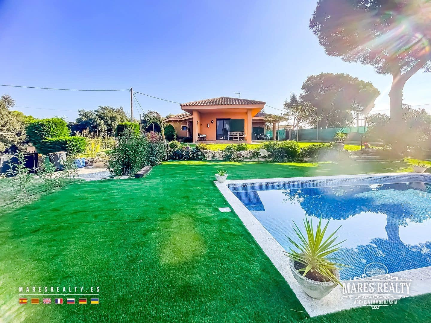 3 sypialnia Willa na sprzedaż w Sils z basenem garażem - 485 000 € (Ref: 9321454)