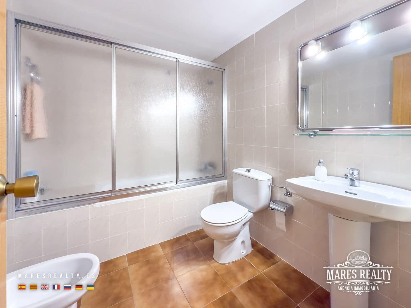 2 sypialnia Mieszkanie na sprzedaż w Empuriabrava z basenem garażem - 228 000 € (Ref: 9346750)