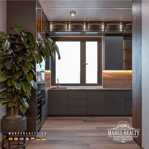 3 soverom Villa til salgs i Fenals, Lloret de Mar med svømmebasseng garasje - € 810 000 (Ref: 9346751)