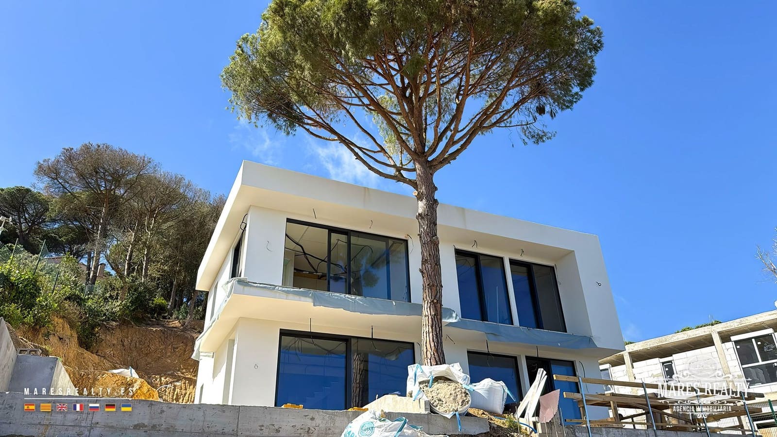 3 chambre Villa/Maison à vendre à Lloret de Mar avec piscine garage - 777 000 € (Ref: 9346752)