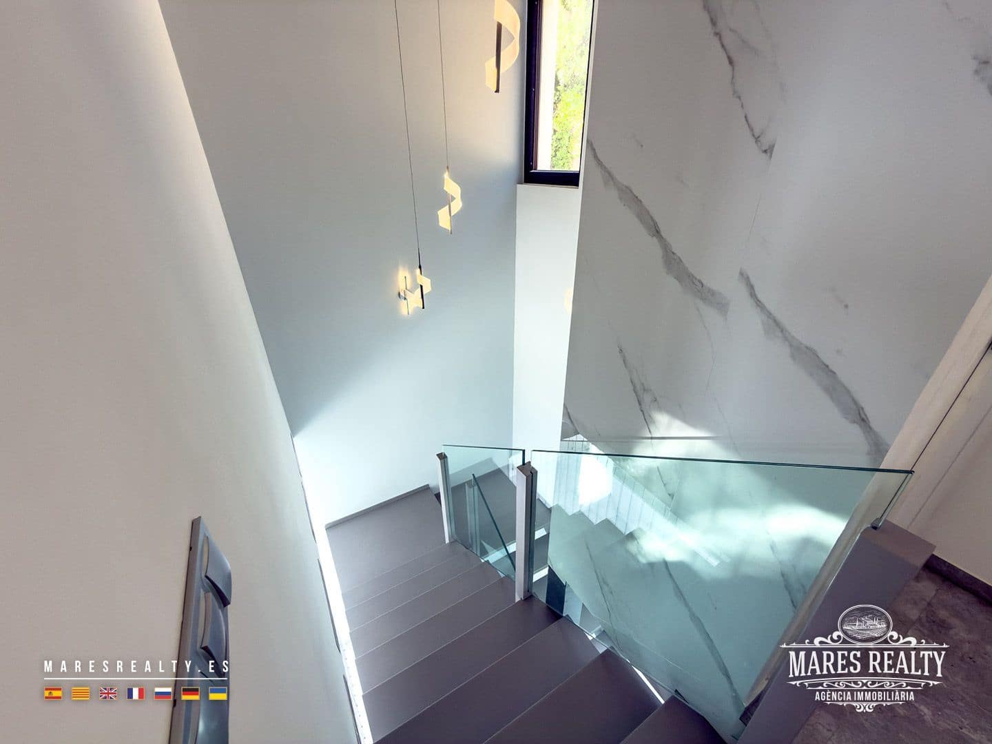 3 soverom Villa til salgs i Lloret de Mar med svømmebasseng garasje - € 810 000 (Ref: 9346752)