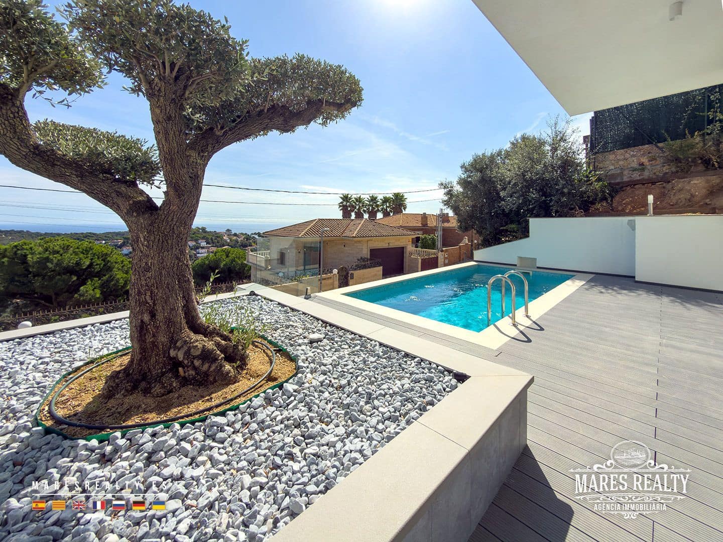 3 soverom Villa til salgs i Lloret de Mar med svømmebasseng garasje - € 810 000 (Ref: 9346752)