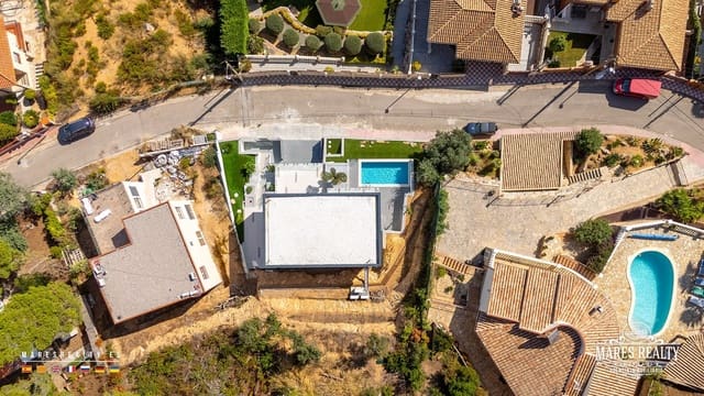 3 quarto Moradia para venda em Serra Brava, Lloret de Mar com piscina garagem - 810 000 € (Ref: 9346752)