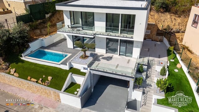 3 quarto Moradia para venda em Serra Brava, Lloret de Mar com piscina garagem - 810 000 € (Ref: 9346752)