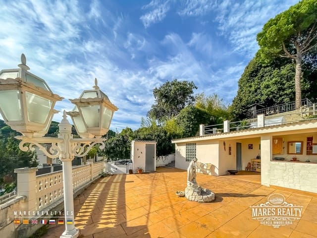 Undeveloped Land for sale in Sant Cebrià de Vallalta - € 120,000 (Ref: 9346753)