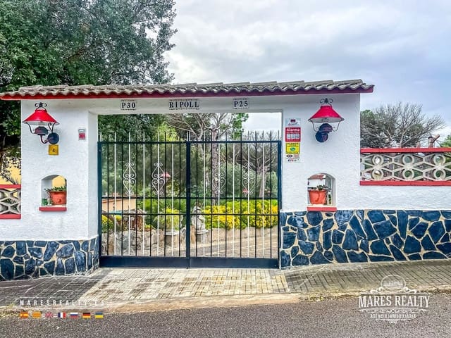 4 bedroom Villa for sale in Maçanet de la Selva with pool garage - € 290,000 (Ref: 9346754)