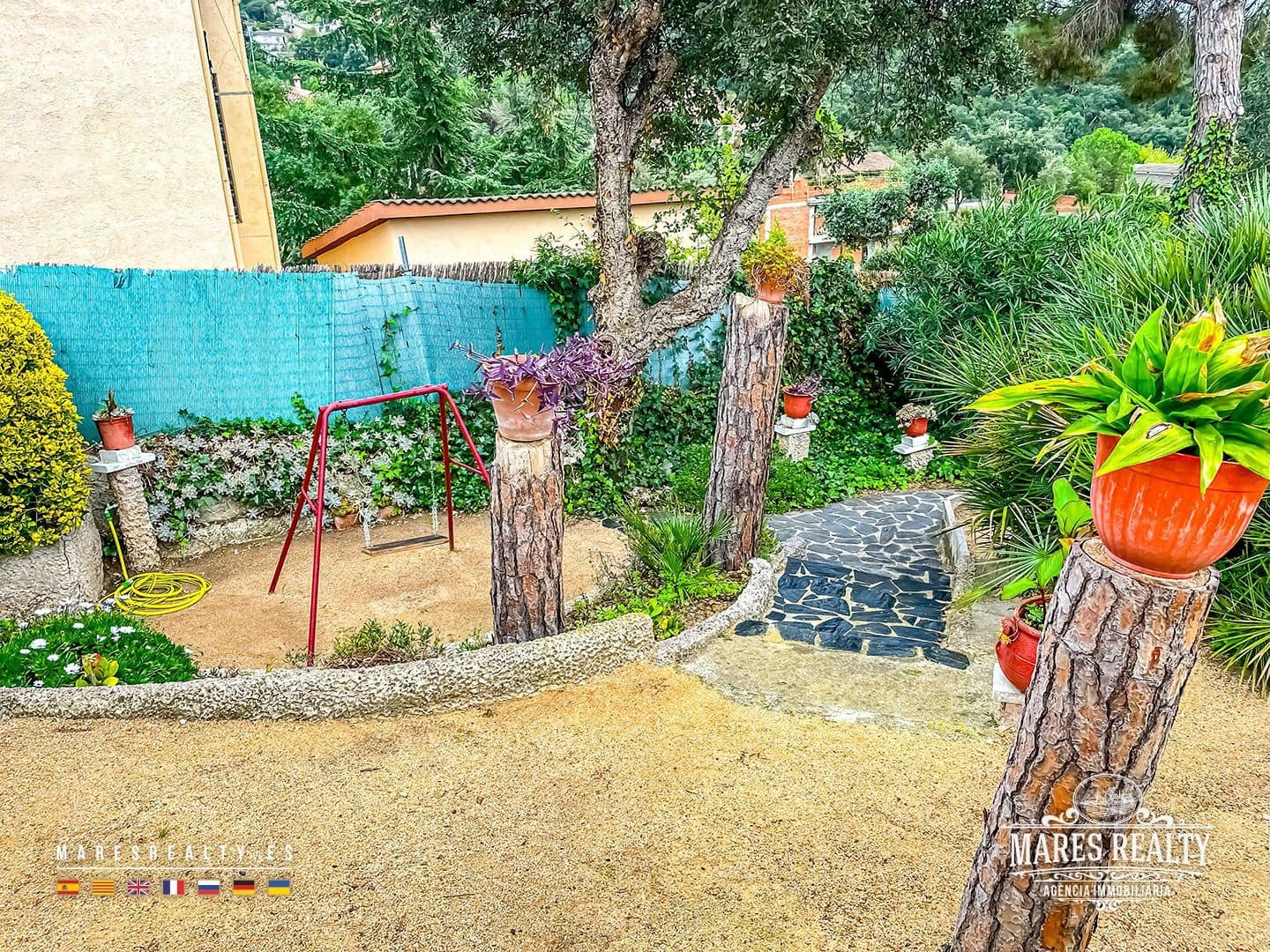 4 bedroom Villa for sale in Macanet de la Selva with pool garage - € 290,000 (Ref: 9346754)