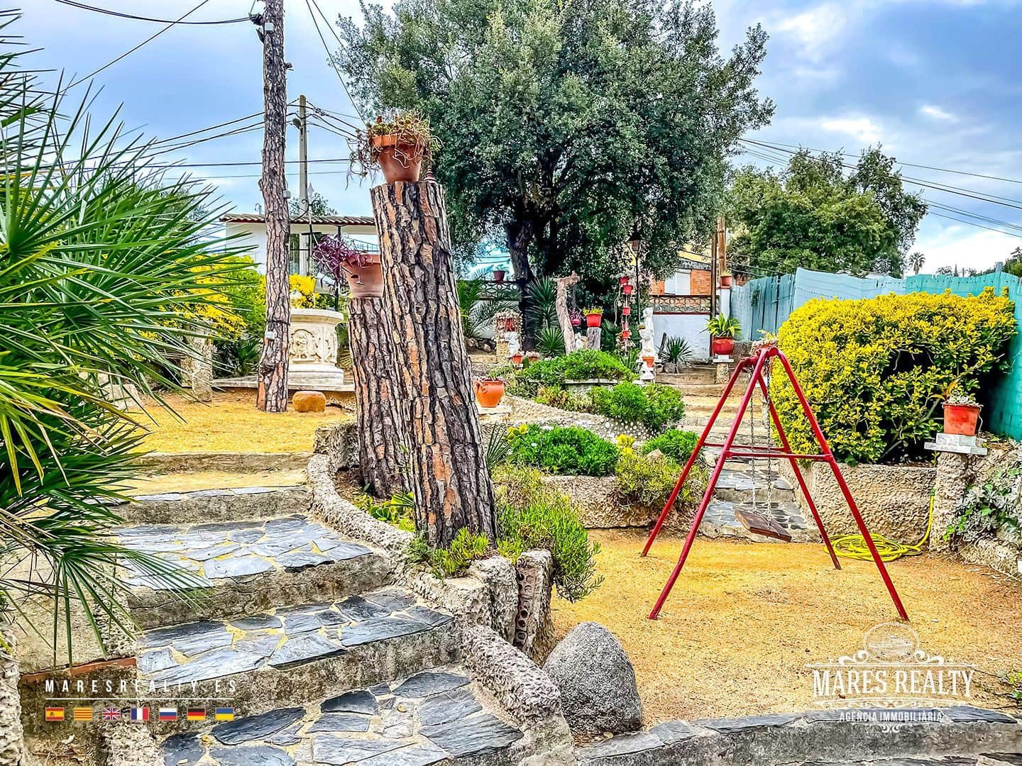 4 bedroom Villa for sale in Macanet de la Selva with pool garage - € 290,000 (Ref: 9346754)