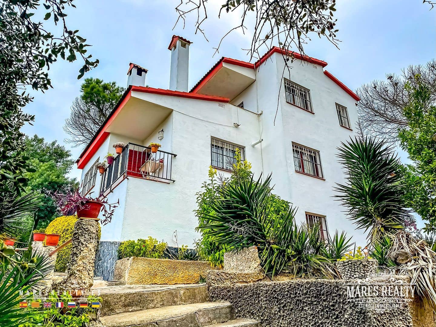 4 bedroom Villa for sale in Macanet de la Selva with pool garage - € 290,000 (Ref: 9346754)