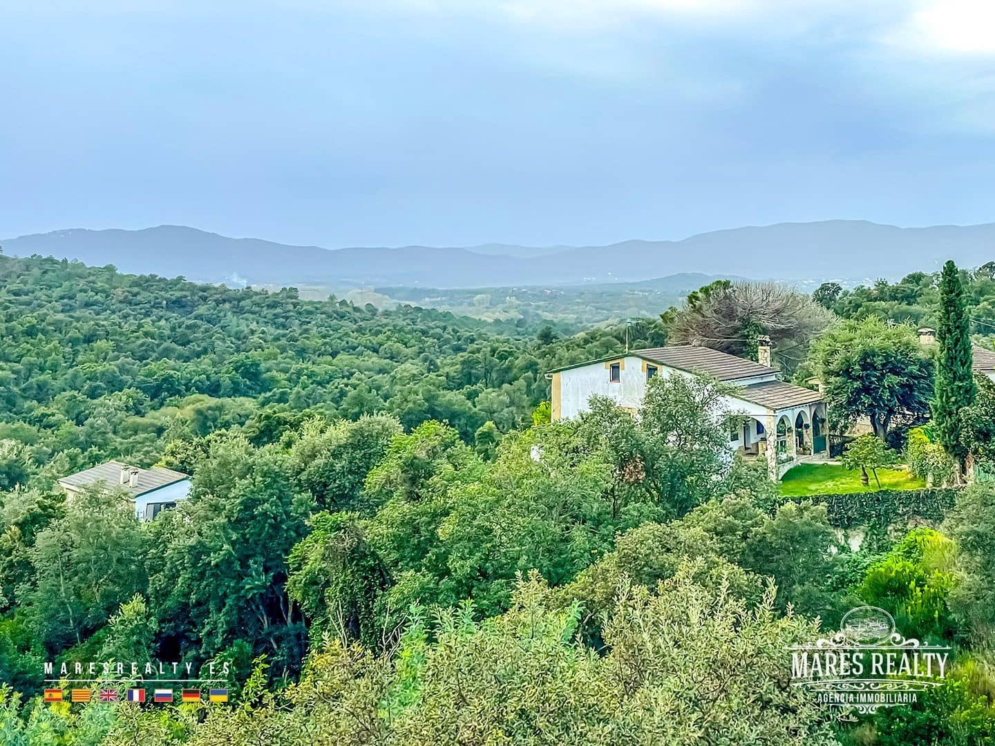 4 bedroom Villa for sale in Macanet de la Selva with pool garage - € 290,000 (Ref: 9346754)