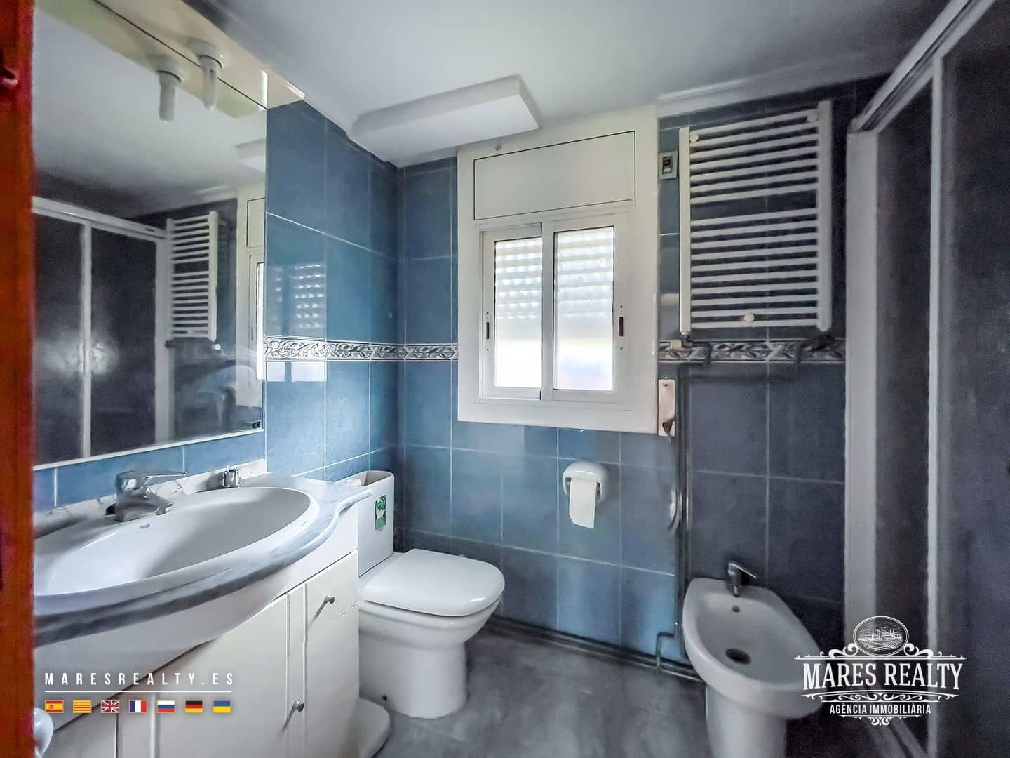 7 bedroom Villa for sale in Sils with garage - € 297,000 (Ref: 9353128)