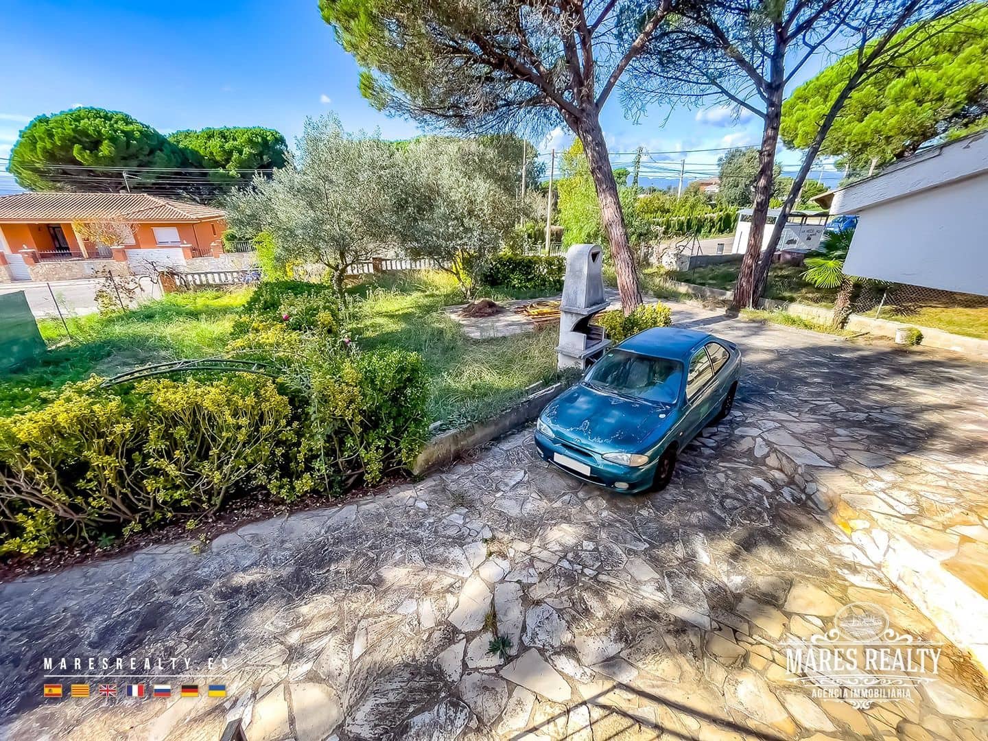 7 bedroom Villa for sale in Sils with garage - € 297,000 (Ref: 9353128)