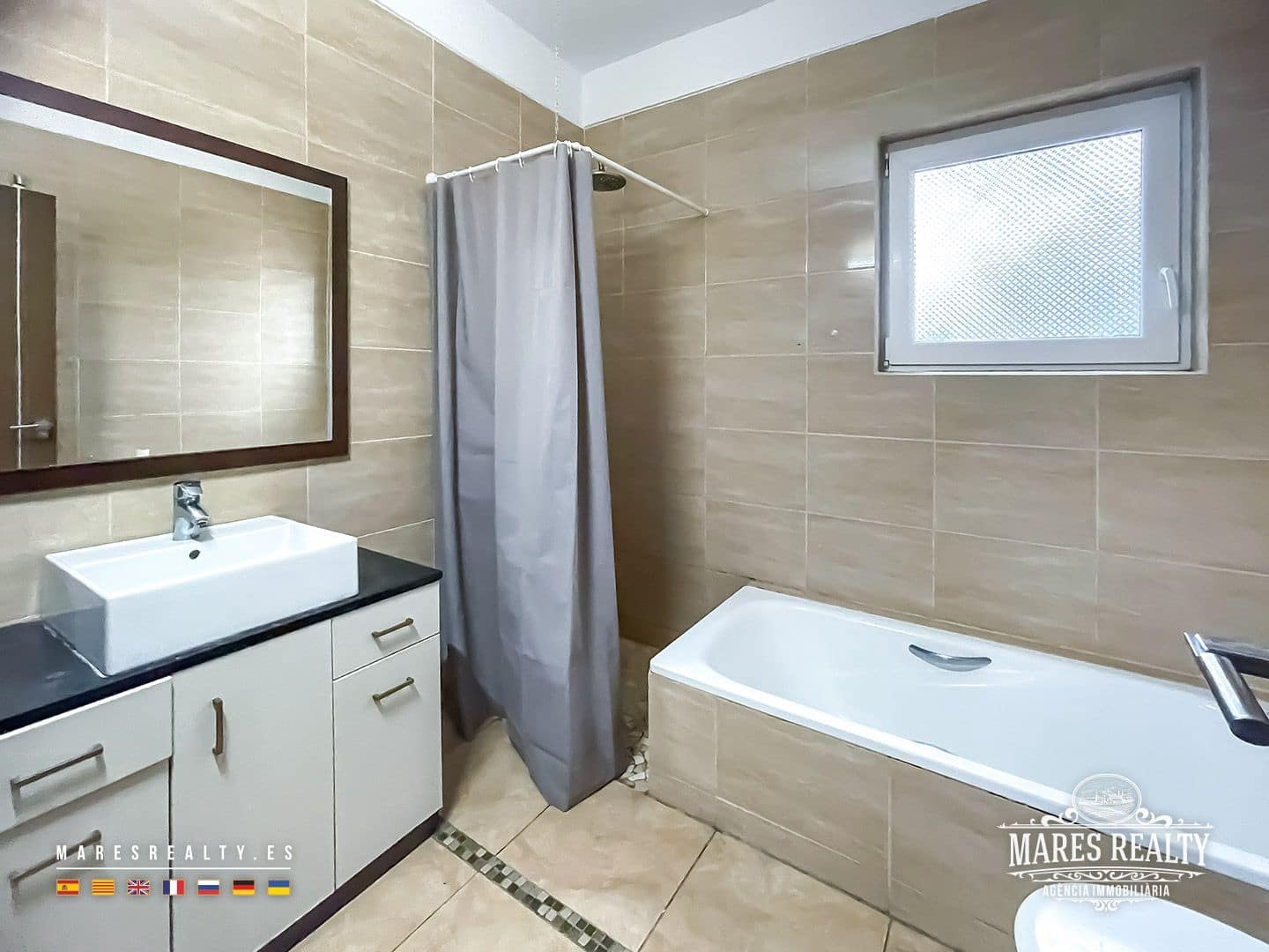 6 chambre Villa/Maison à vendre à Lloret de Mar avec piscine garage - 850 000 € (Ref: 9374943)