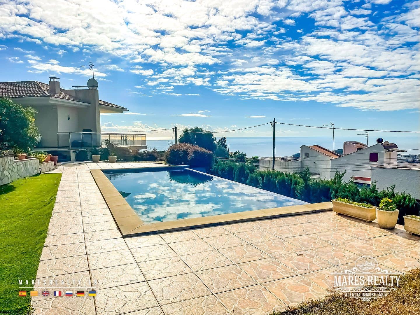 6 chambre Villa/Maison à vendre à Lloret de Mar avec piscine garage - 850 000 € (Ref: 9374943)