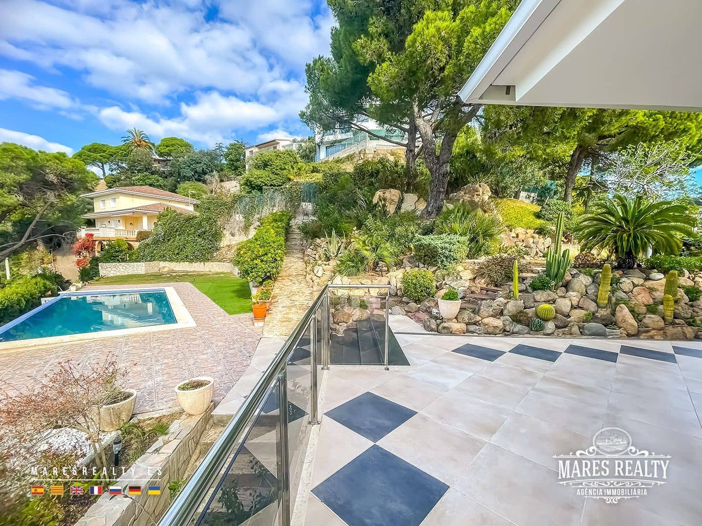 6 chambre Villa/Maison à vendre à Lloret de Mar avec piscine garage - 850 000 € (Ref: 9374943)