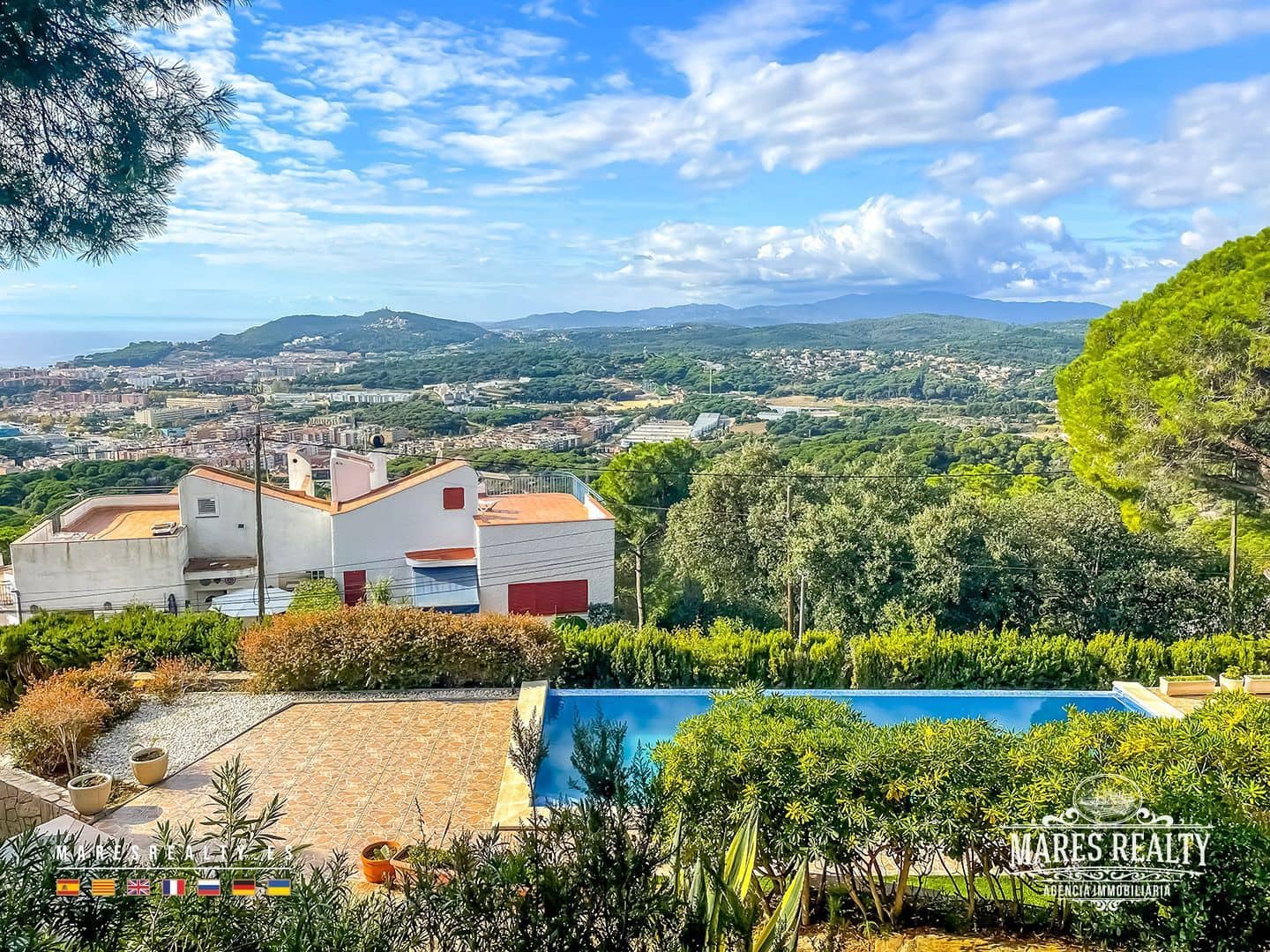 6 chambre Villa/Maison à vendre à Lloret de Mar avec piscine garage - 850 000 € (Ref: 9374943)