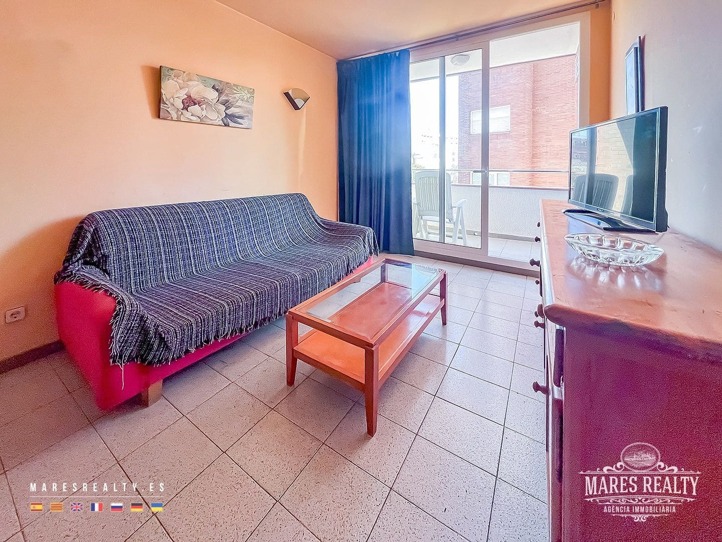 1 bedroom Flat for sale in Lloret de Mar with pool - € 120,000 (Ref: 9392137)