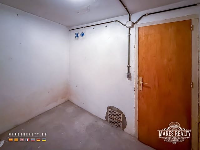 Garasje til salgs i Fenals, Lloret de Mar - € 25 000 (Ref: 9402852)