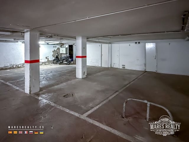 Garasje til salgs i Fenals, Lloret de Mar - € 25 000 (Ref: 9402852)