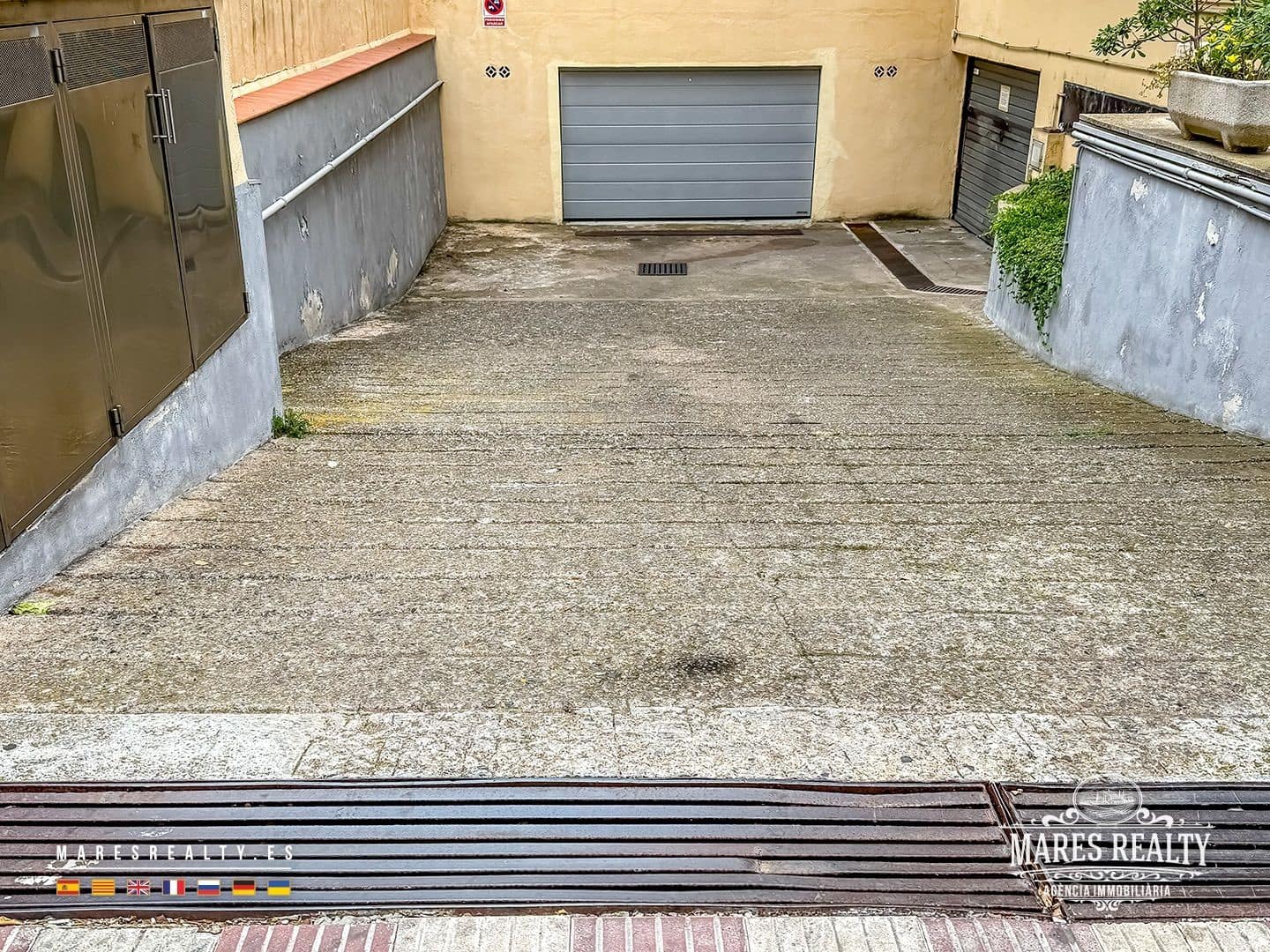 Garasje til salgs i Lloret de Mar - € 25 000 (Ref: 9402852)