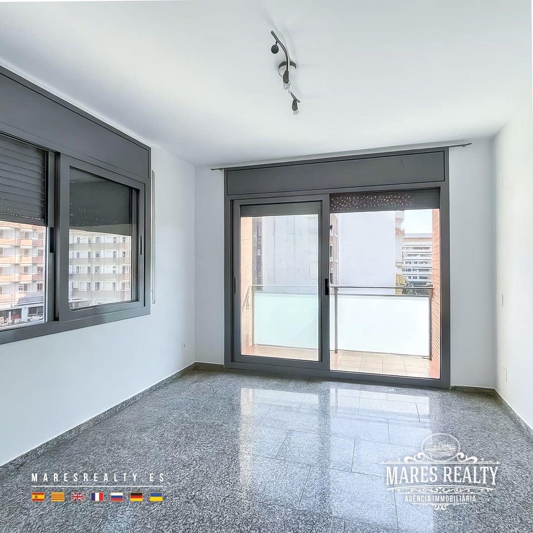 2 sovrum Lägenhet till salu i Lloret de Mar med pool garage - 230 000 € (Ref: 9455824)