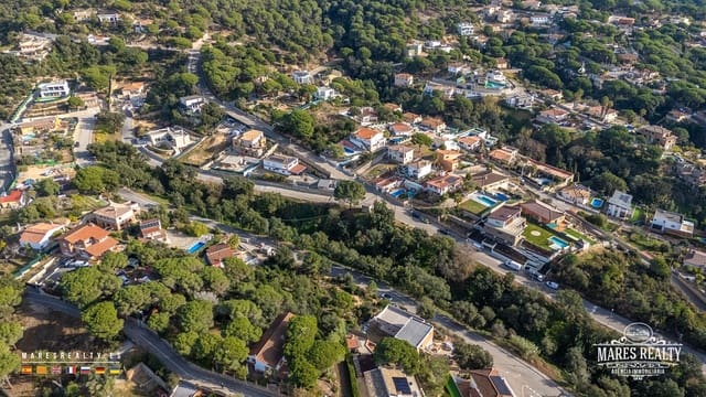 Mark till salu i Lloret de Mar - 80 000 € (Ref: 9491060)