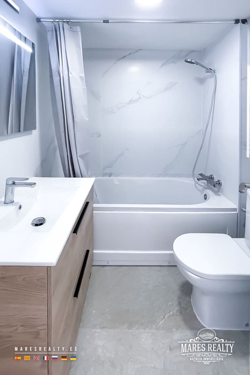 1 makuuhuone Asunto myytävänä paikassa Lloret de Mar mukana uima-altaan - 145 000 € (Ref: 9494261)