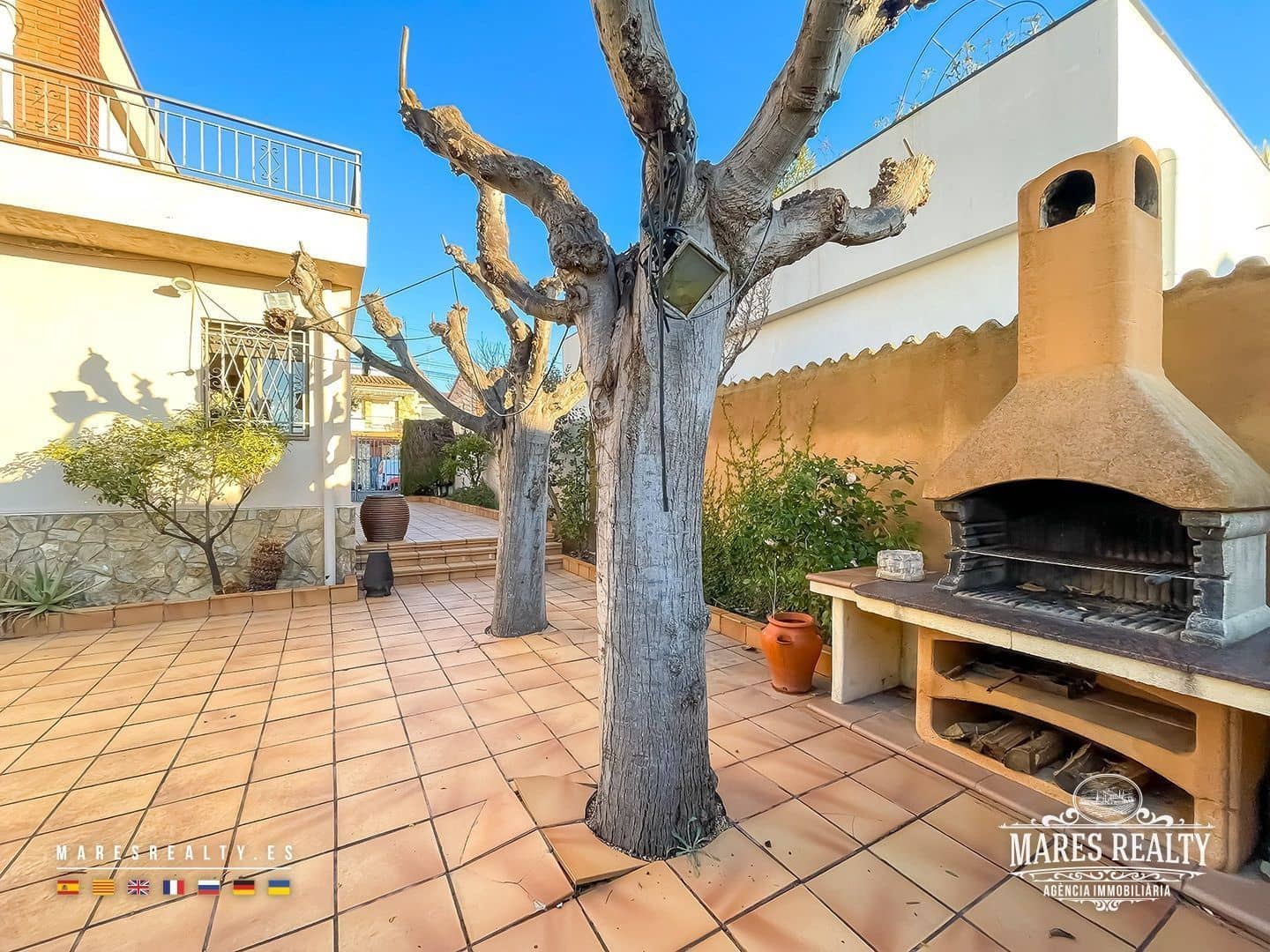 3 bedroom Villa for sale in Pineda de Mar - € 395,000 (Ref: 9501825)