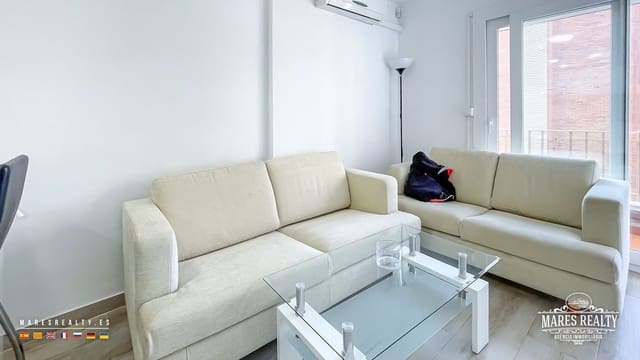 Piso de 1 habitación en Fenals, Lloret de Mar en venta con piscina - 160.000 € (Ref: 9526080)