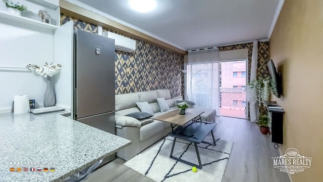 2 quarto Apartamento para venda em Fenals, Lloret de Mar com piscina - 250 000 € (Ref: 9557632)