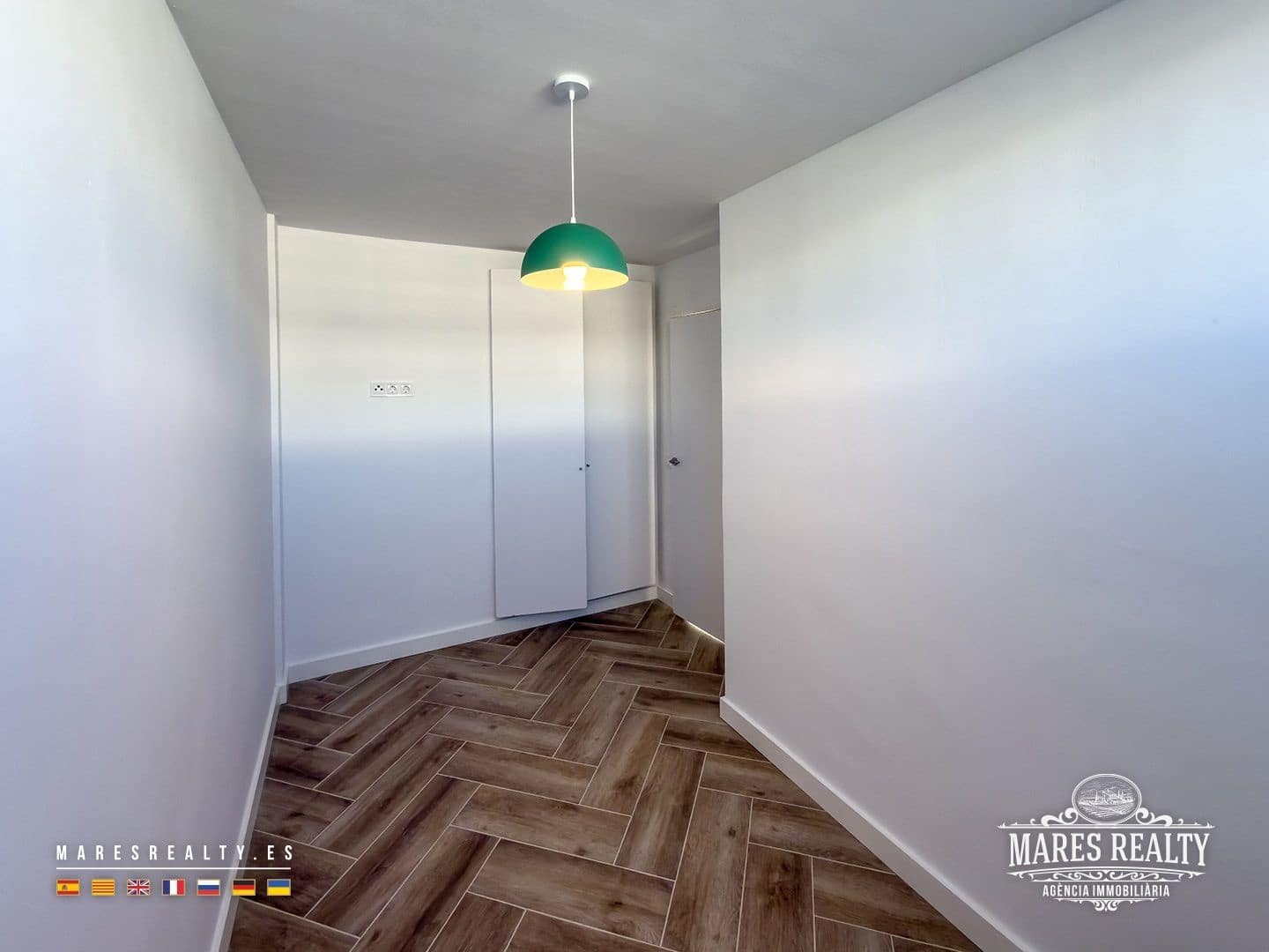 2 Zimmer Wohnung zu verkaufen in Lloret de Mar mit Garage - 192.000 € (Ref: 9567985)
